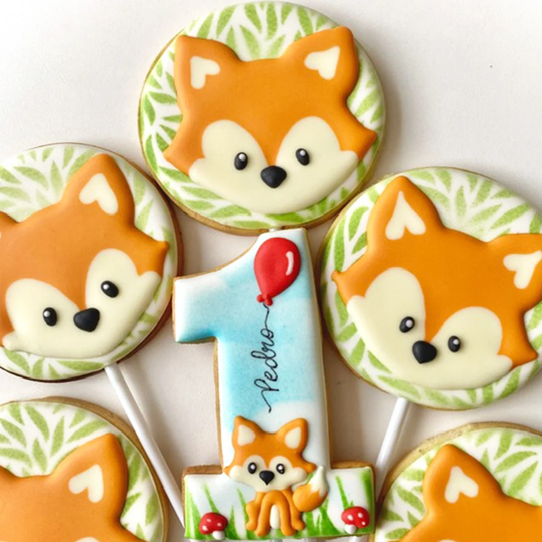 Biscoitos de raposinhas e folhagens para um primeiro aniversário